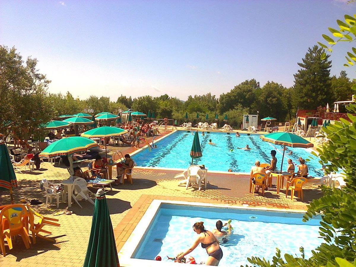 Camping Le Soline Casciano Di Murlo Kültér fotó